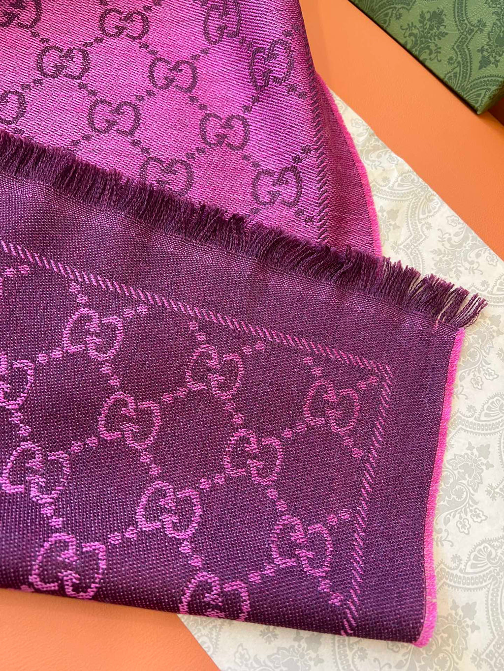 GUCCI 25S SCARF 180 IN WOOL 644857