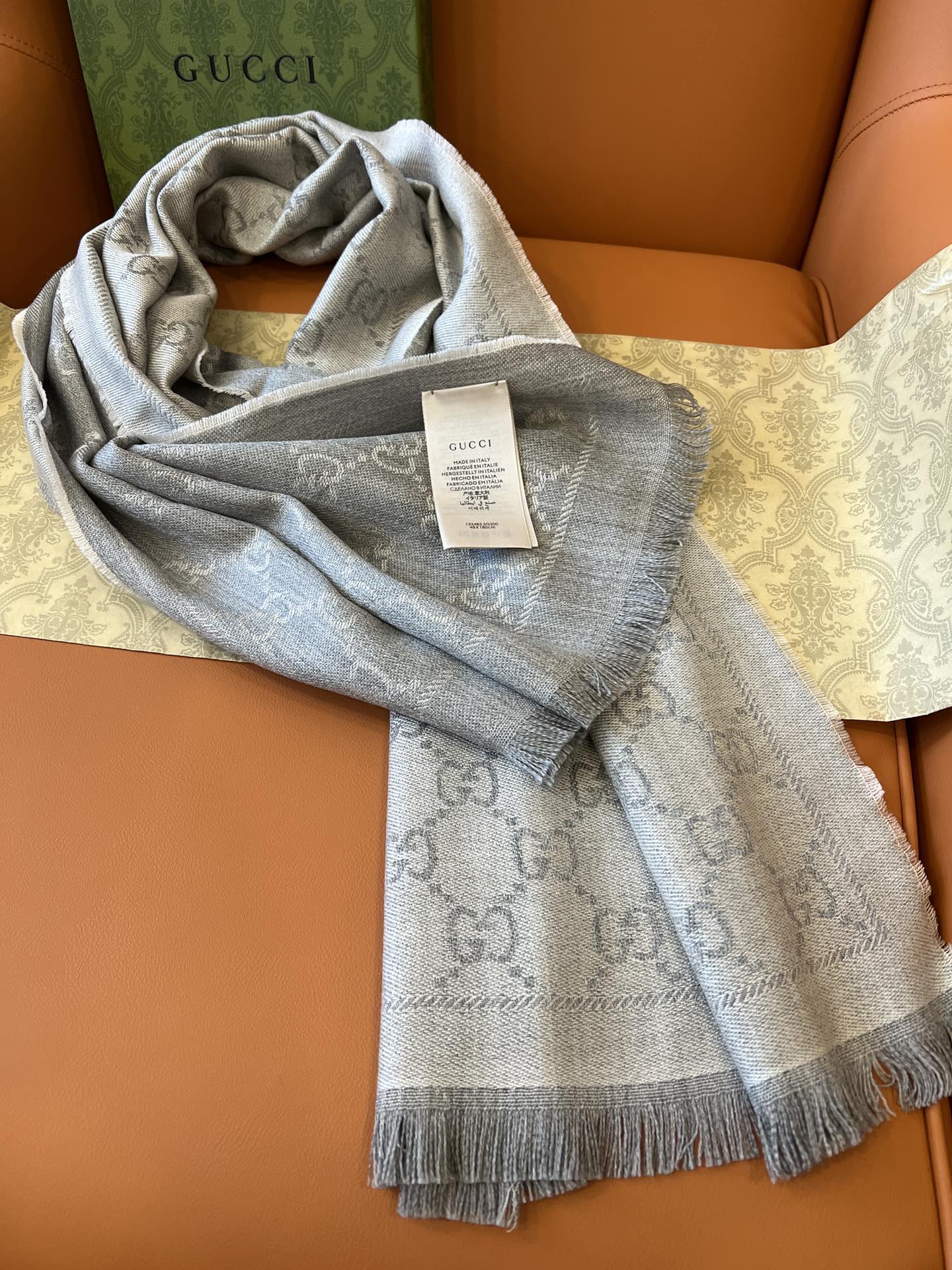 GUCCI 25S SCARF 180 IN WOOL 644856
