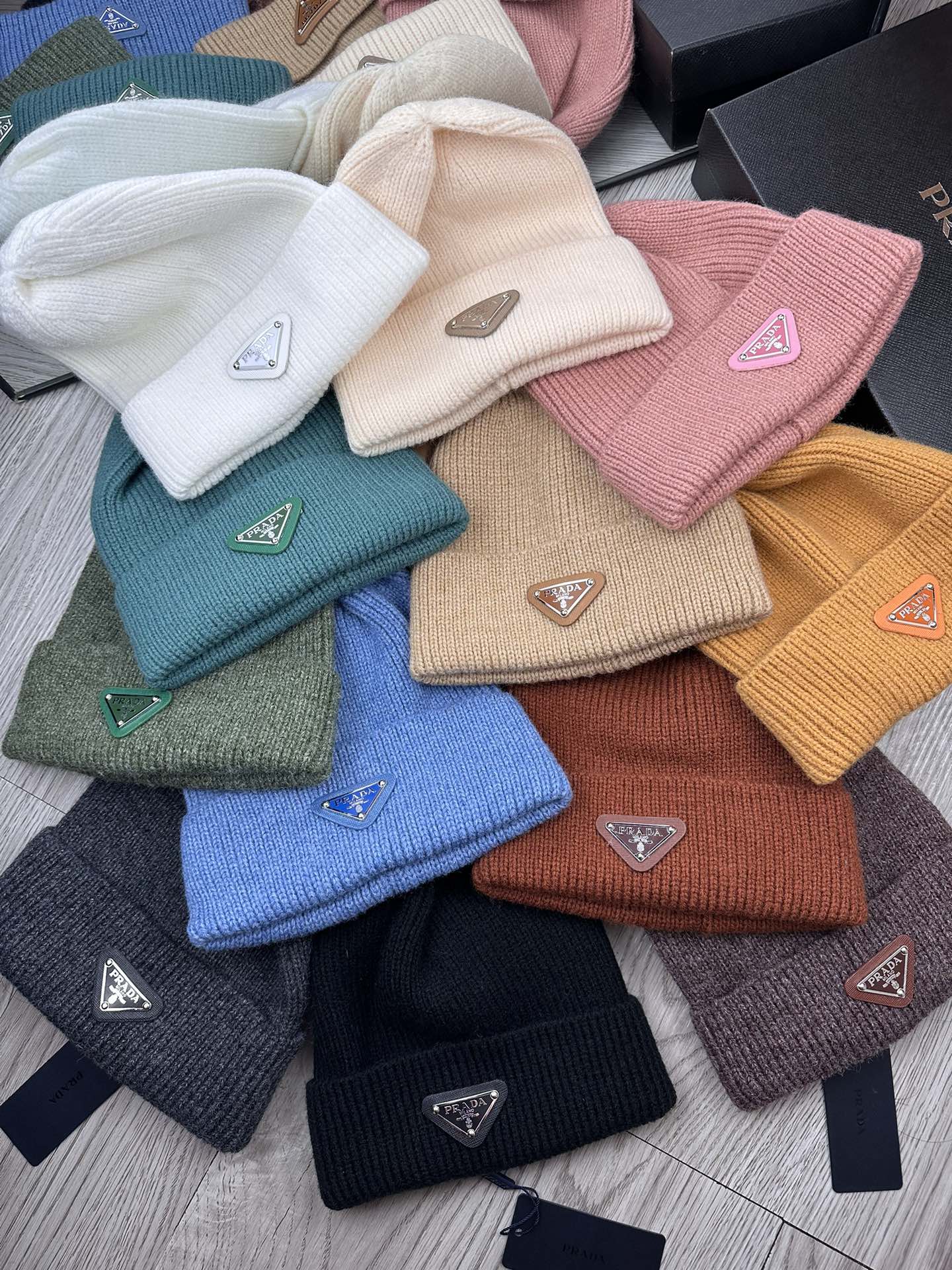 PRADA BEANIE HAT IN UMBER BROWN WOOL 332398