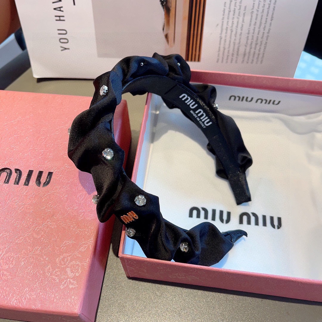 HEADBAND ATTACHED DIAMONDS IN BLACK SILK 412434