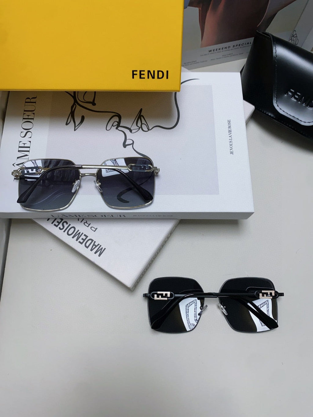 OVERSIZED BAGUETTE SQUARE FRAME SUNGLASSES 562043 IN METAL